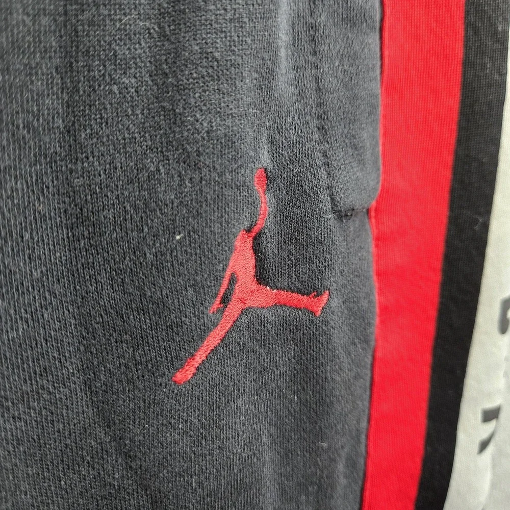 Jordan‎ Men Activewear Pants S Black Embroidered Sweatpants Colorblock Fleece